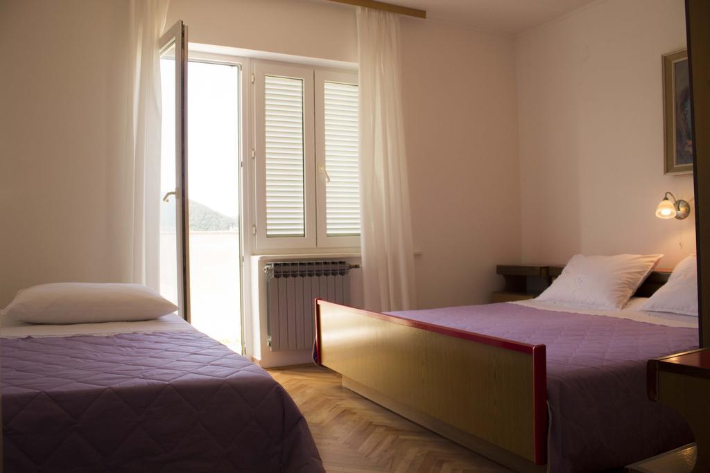 Apartment Gulic Supetarska Draga Exterior foto
